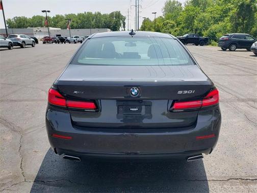 2022 BMW 530 i xDrive