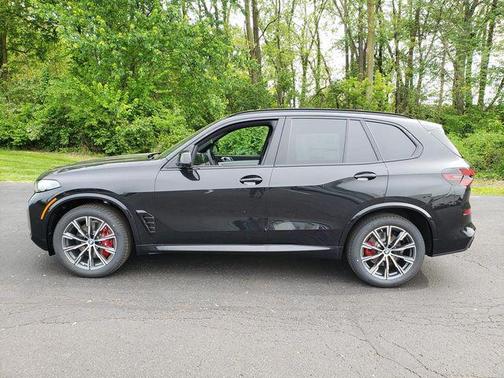 Black Sapphire Metallic 2026 BMW X5 xDrive40i