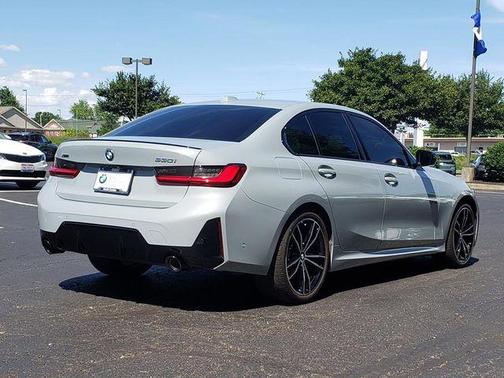 Brooklyn Grey Metallic 2024 BMW 330 xDrive