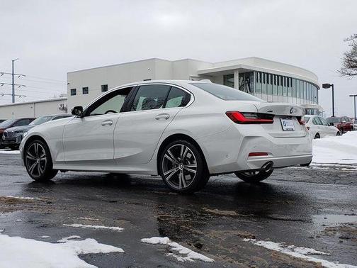 2024 BMW 330 xDrive