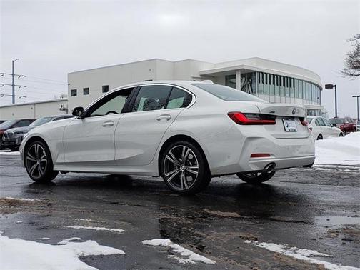 2024 BMW 330 xDrive