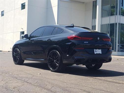 2022 BMW X6 xDrive40i