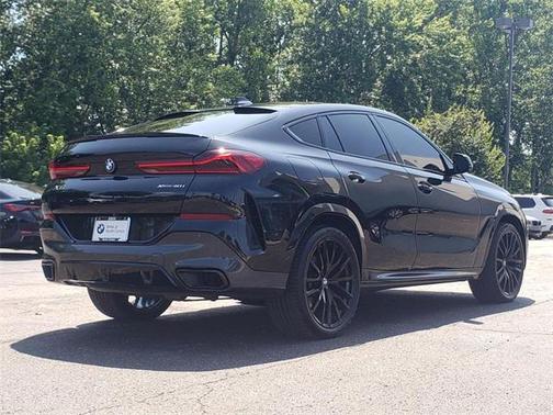 2022 BMW X6 xDrive40i