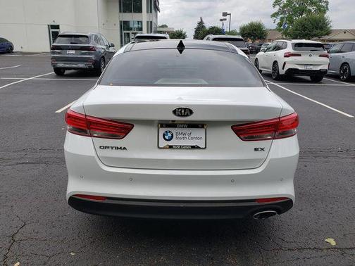 Snow White Pearl 2017 Kia Optima EX