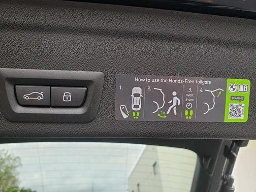Carbon Black Metallic 2027 BMW X6 xDrive40i