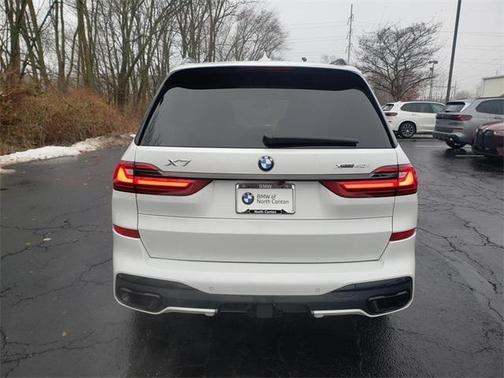 2022 BMW X7 xDrive40i