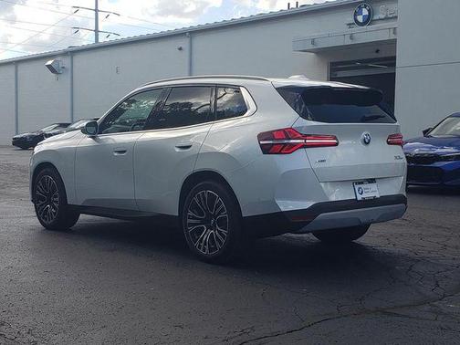 Mineral White Metallic 2026 BMW X3 30 xDrive
