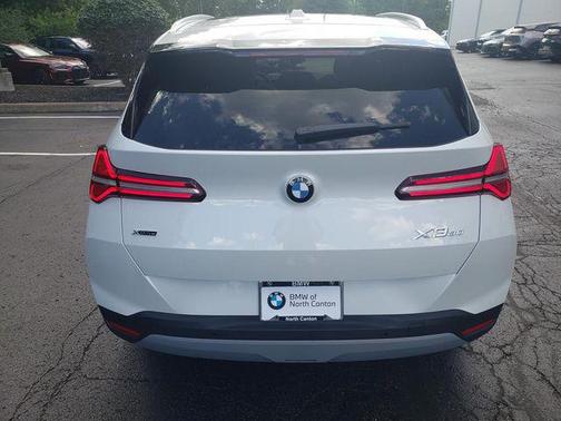 Mineral White Metallic 2026 BMW X3 30 xDrive