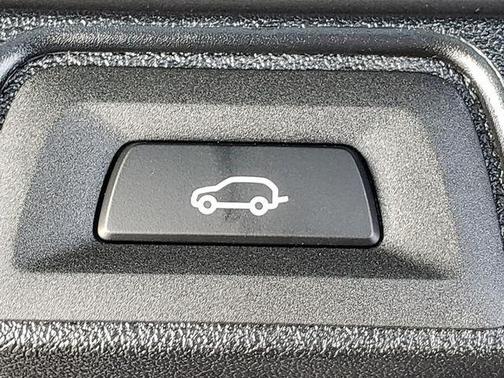 Black Sapphire Metallic 2026 BMW X5 PHEV xDrive50e