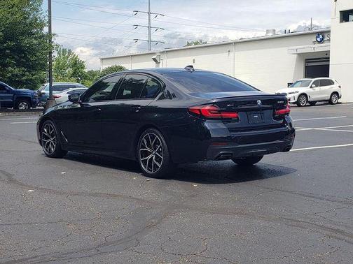 Carbon Black Metallic 2023 BMW 540 i xDrive