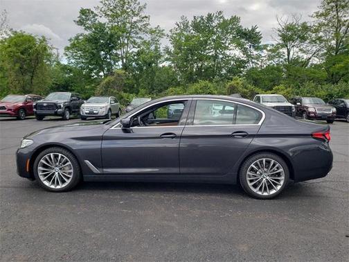 2022 BMW 530 i xDrive