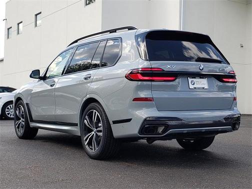 2026 BMW X7 xDrive40i