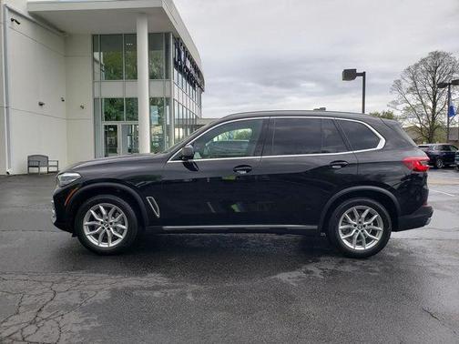 Jet Black 2019 BMW X5 xDrive40i
