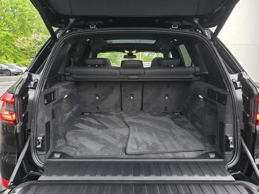 Jet Black 2019 BMW X5 xDrive40i