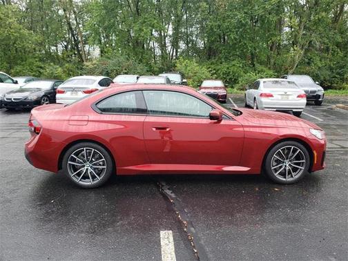 2025 BMW 230 i xDrive