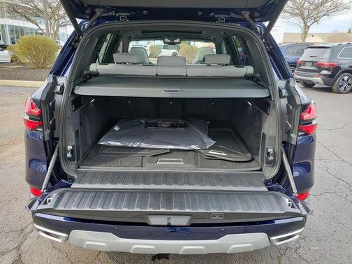 Tanzanite Blue II Metallic 2026 BMW X5 xDrive40i
