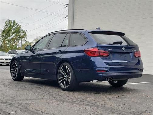 2019 BMW 330 xDrive