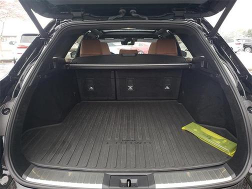 2025 Toyota Crown Signia Limited