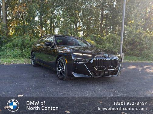 Black Sapphire Metallic 2026 BMW 740 xDrive