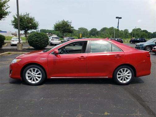2012 Toyota Camry Hybrid XLE