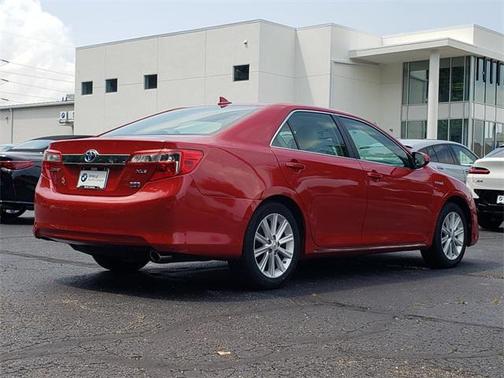 2012 Toyota Camry Hybrid XLE