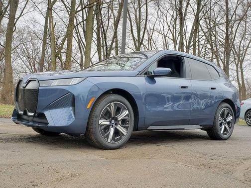 2026 BMW iX xDrive45