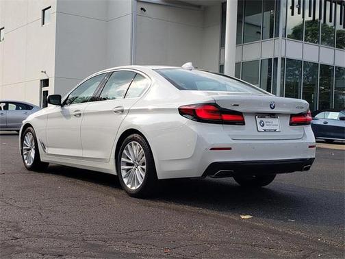 2023 BMW 530 i xDrive