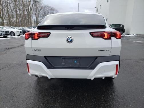 2025 BMW X2 xDrive28i