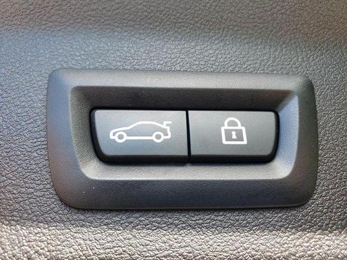 Black Sapphire Metallic 2021 BMW X3 PHEV xDrive30e