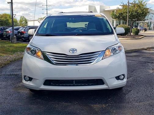 2014 Toyota Sienna XLE