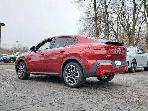 2025 BMW X2 xDrive28i