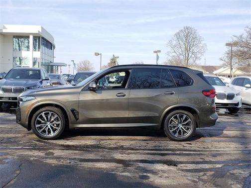 2025 BMW X5 xDrive40i