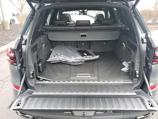 Dravit Grey Metallic 2026 BMW X5 PHEV xDrive50e