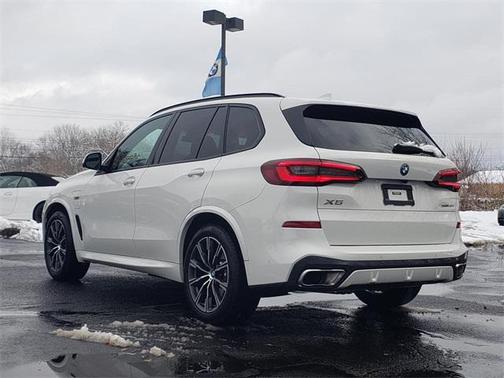 2023 BMW X5 PHEV xDrive45e
