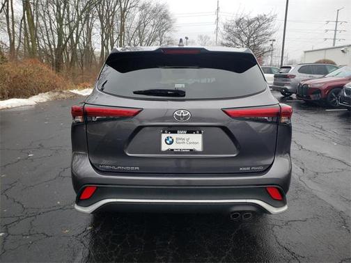 2022 Toyota Highlander XSE