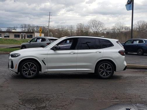2024 BMW X3 M40i