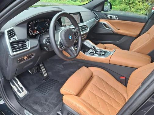 2023 BMW X6 xDrive40i