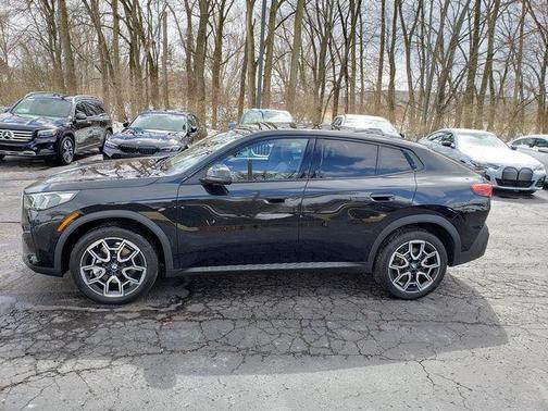 2025 BMW X2 xDrive28i