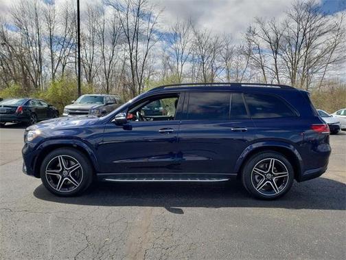 2022 Mercedes-Benz GLS 450 4MATIC