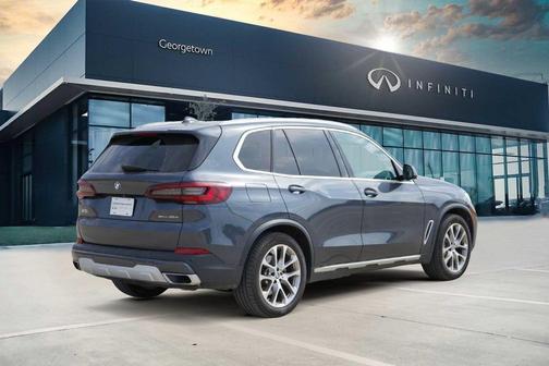 Gray Metallic 2021 BMW X5 PHEV xDrive45e