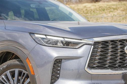 2023 INFINITI QX60 SENSORY