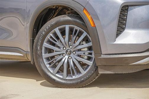 2023 INFINITI QX60 SENSORY