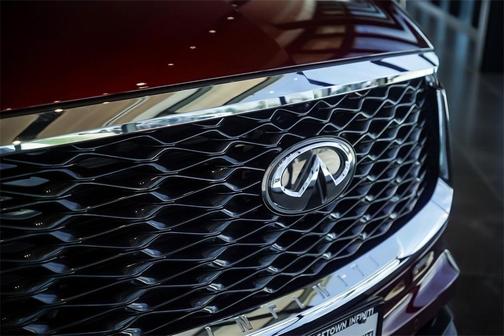 2025 INFINITI QX60 SENSORY