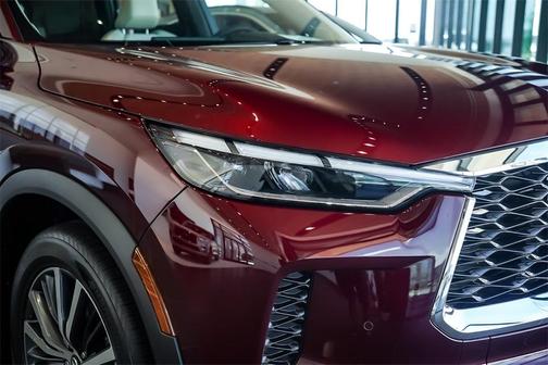 2025 INFINITI QX60 SENSORY