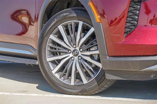 2025 INFINITI QX60 SENSORY