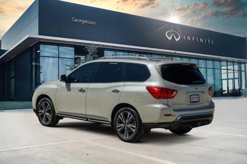 2018 Nissan Pathfinder Platinum