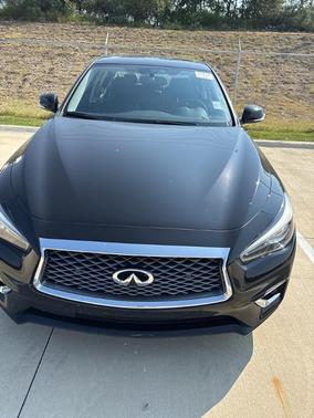 2023 INFINITI Q50 LUXE