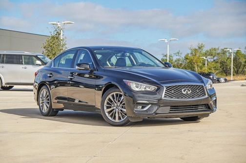 2023 INFINITI Q50 LUXE