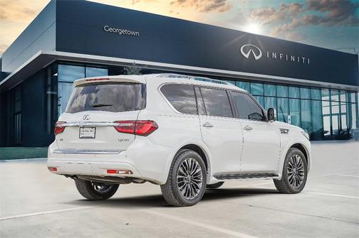 2024 INFINITI QX80 SENSORY