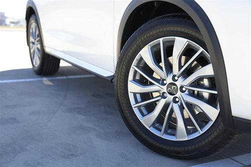 2025 INFINITI QX50 Luxe